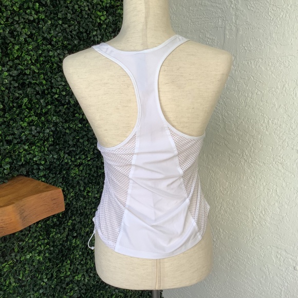 Athleta Yosemite Tank Top in Bright White Size XS - Picture 5 of 9